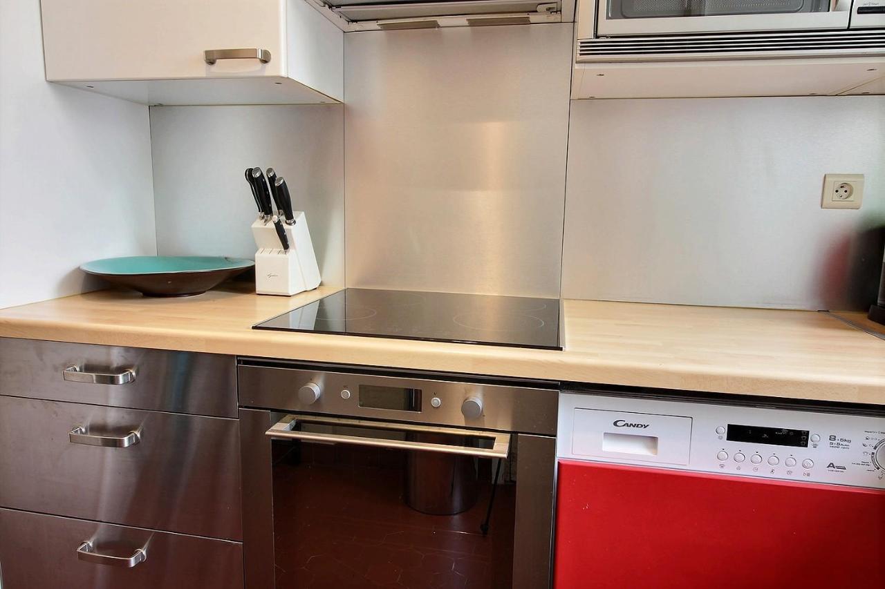 116324 - 2 Person Near Eiffel Tower Apartment *